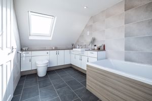 En-suite- click for photo gallery